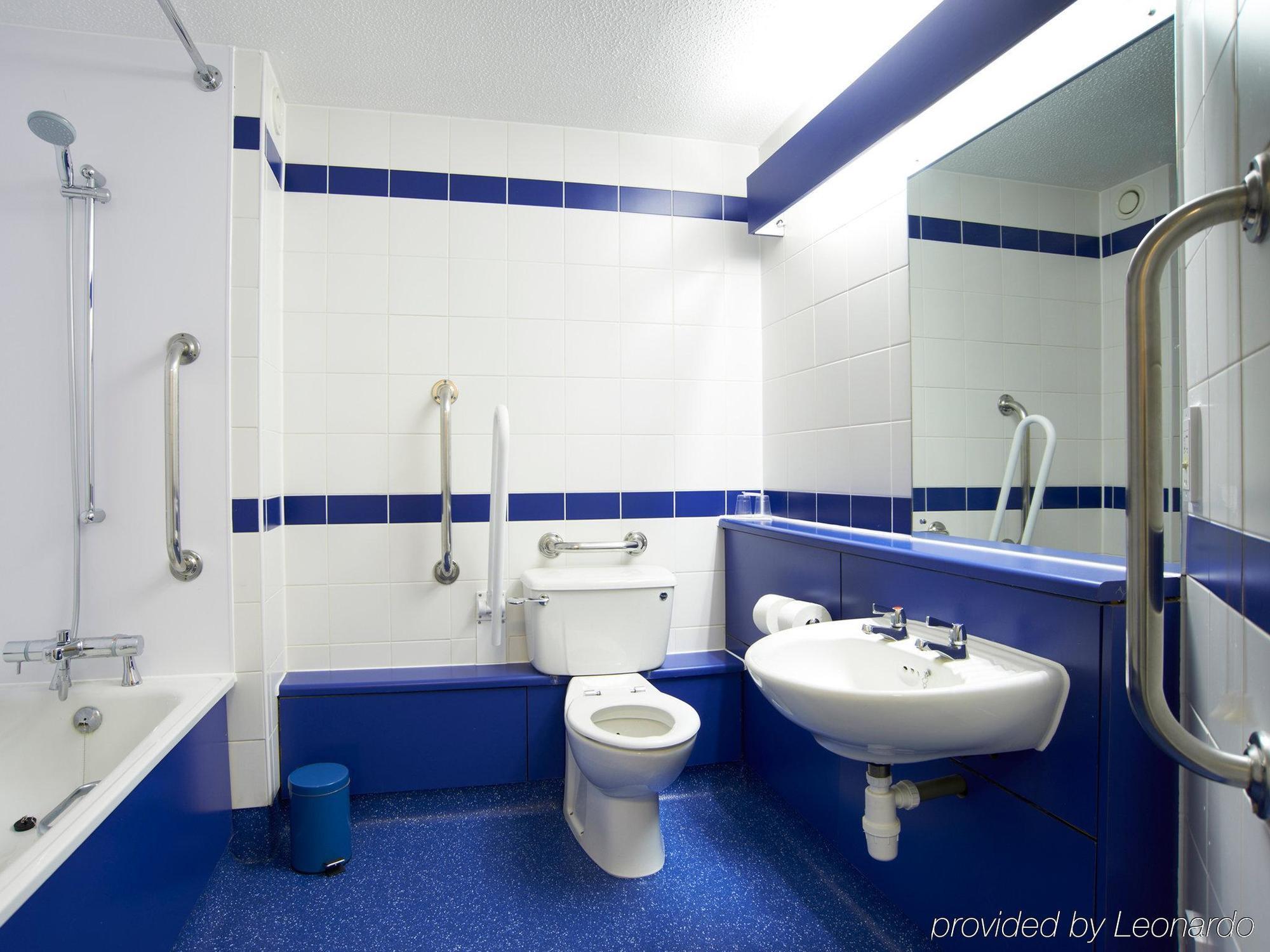Travelodge Sheffield Central Eksteriør billede