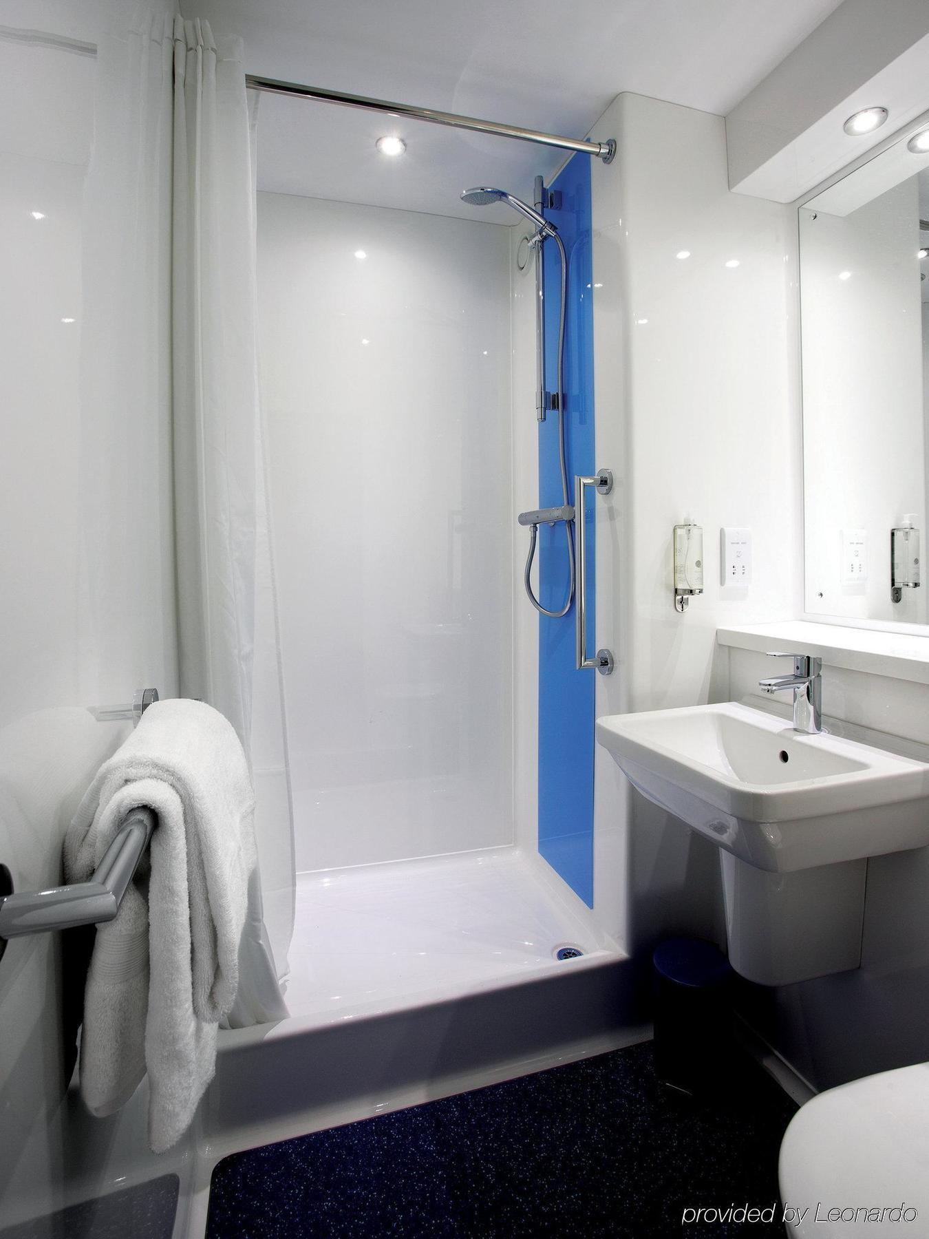 Travelodge Sheffield Central Eksteriør billede